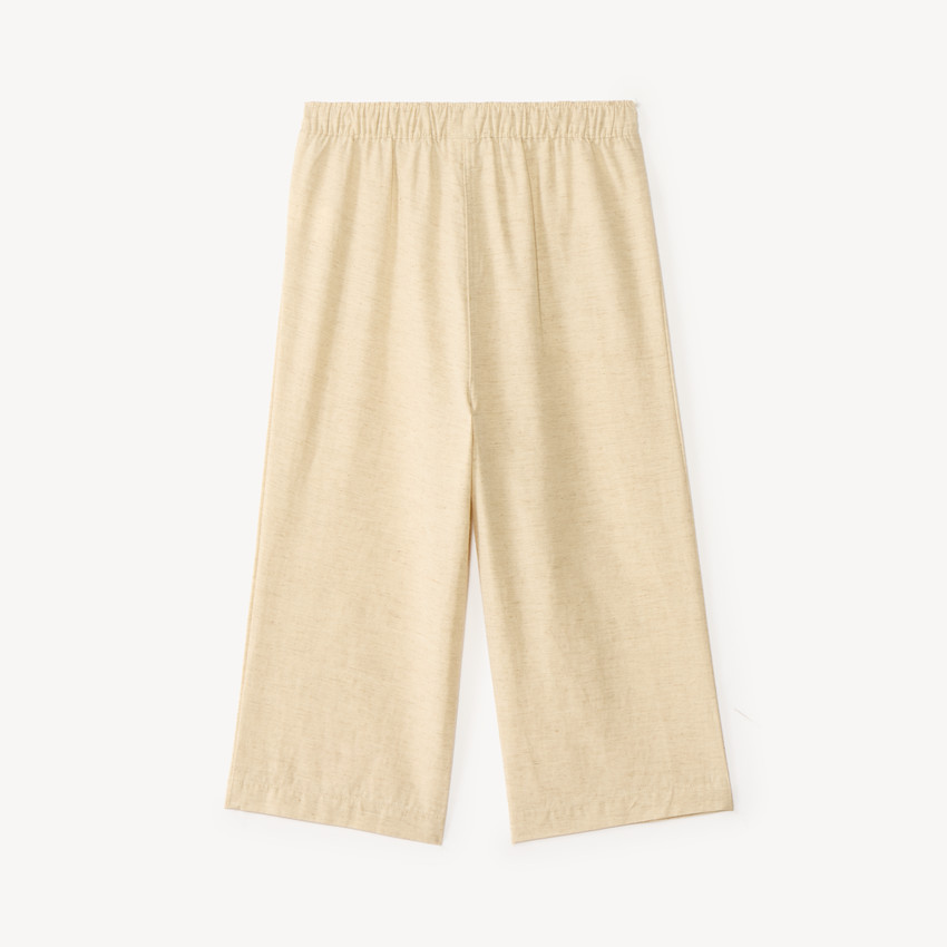 Pantalón amplio con bordado de flores para niña. 