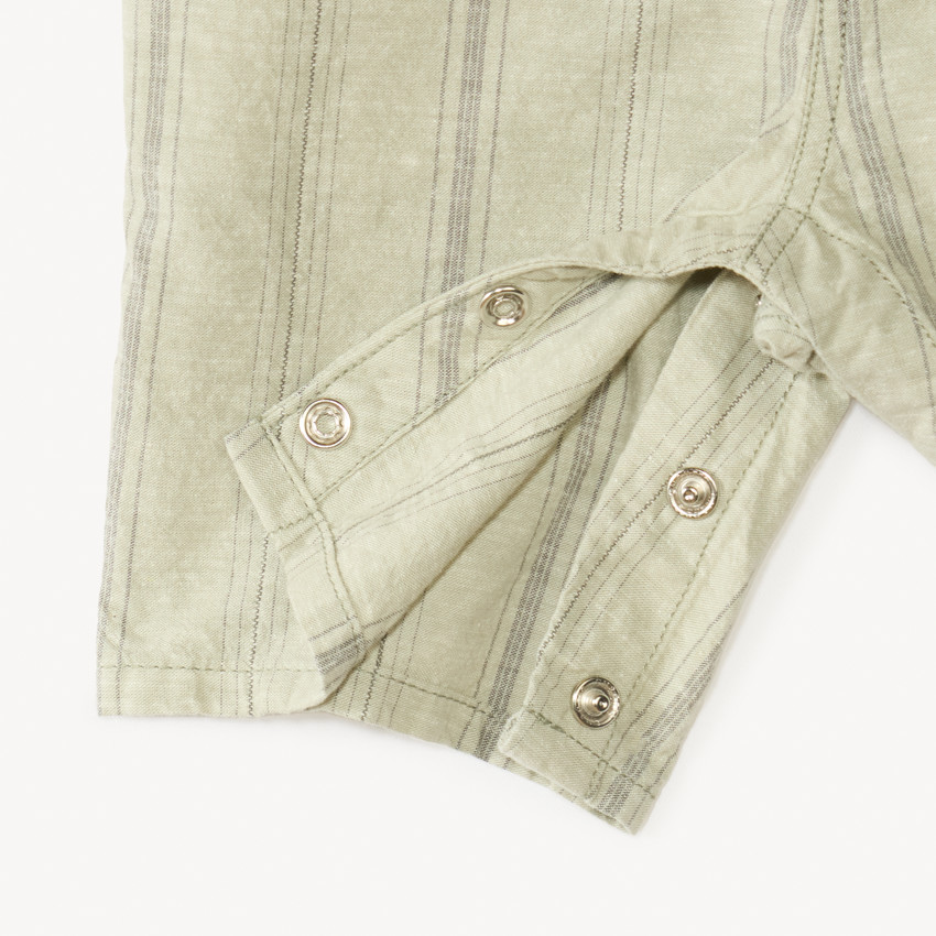 Pantalón corto de tela a rayas para bebé niño 
