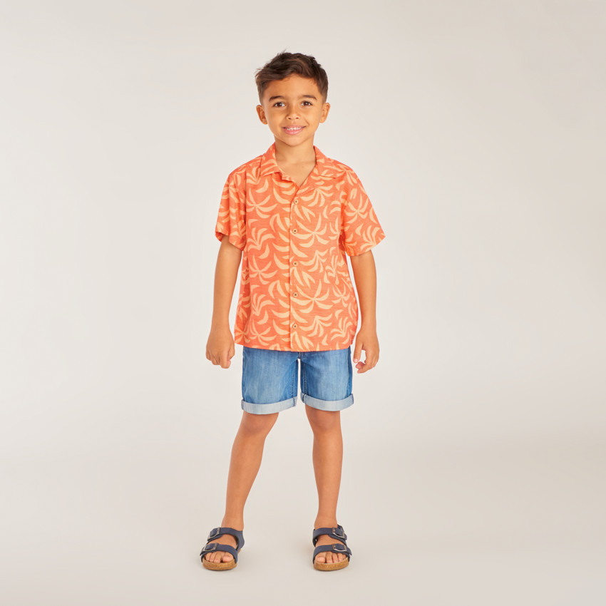 Camisa de manga corta con cuello cubano y estampado divertido para niño 