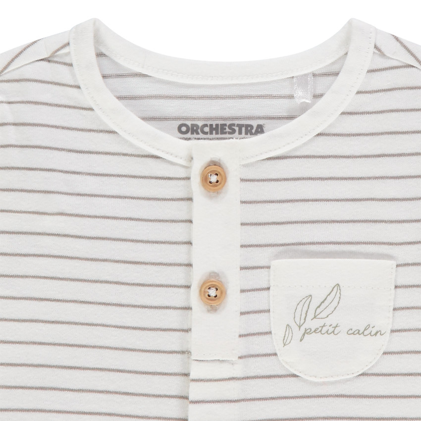 Conjunto short y camiseta de manga corta  Additional Conjunto short y camiseta de manga corta