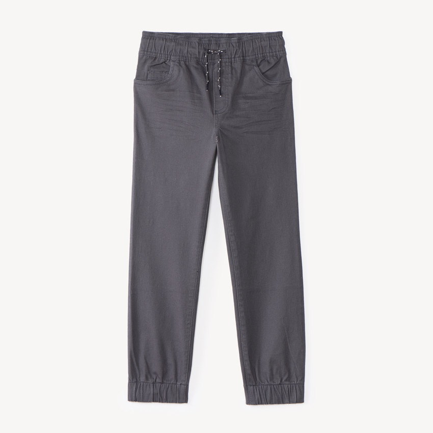 Pantalón jogger de tela para niño 