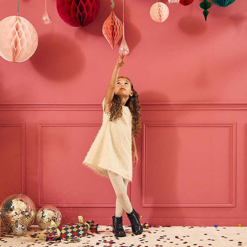 Vestido de fiesta de manga corta con flecos para niña 