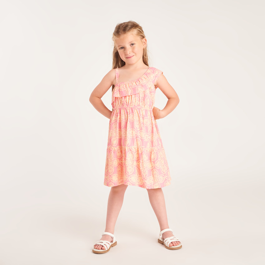 Ropa asimétrica con estampado divertido para niña 