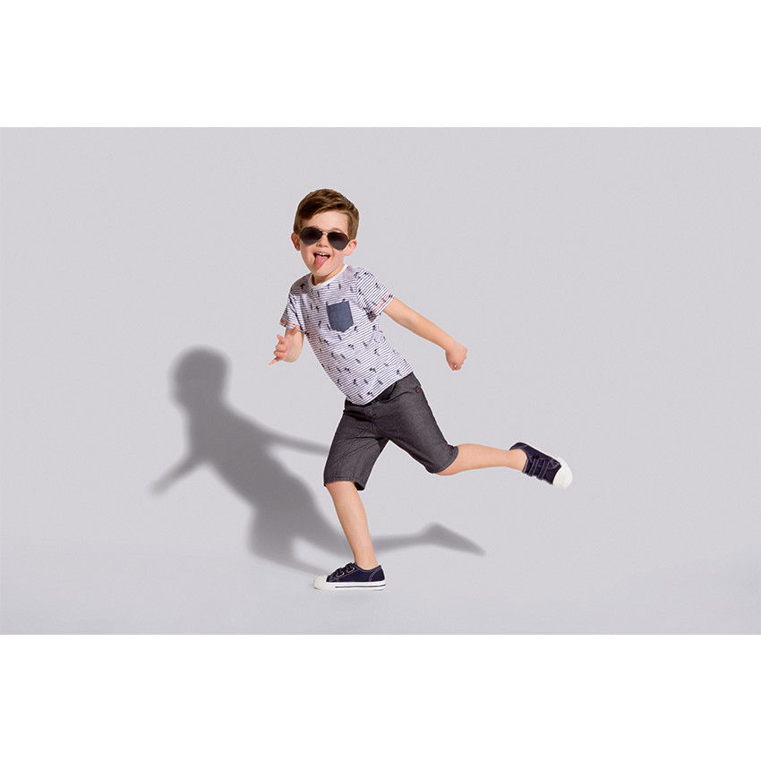 Camiseta de manga corta de rayas estampadas con bolsillo 