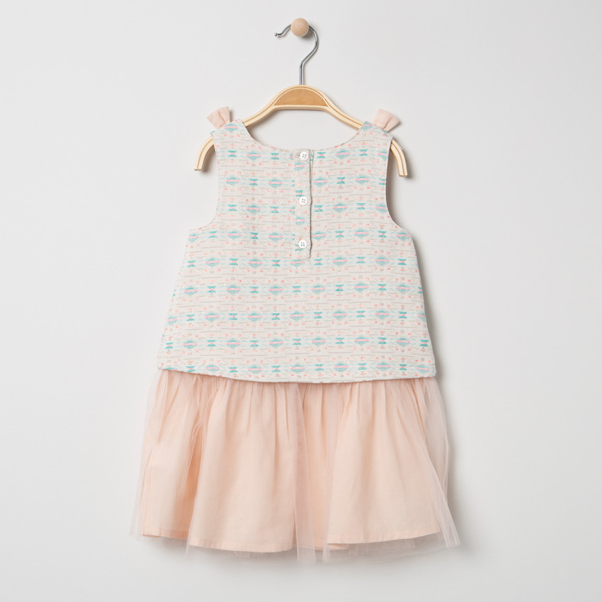 Vestido de gala sin mangas con dibujos de jacquard y tul  Additional Vestido de gala sin mangas con dibujos de jacquard y tul