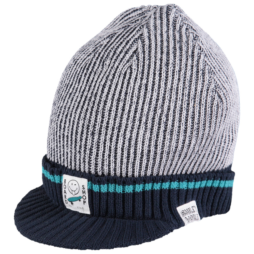 Gorro de punto con visera integrada  Additional Gorro de punto con visera integrada