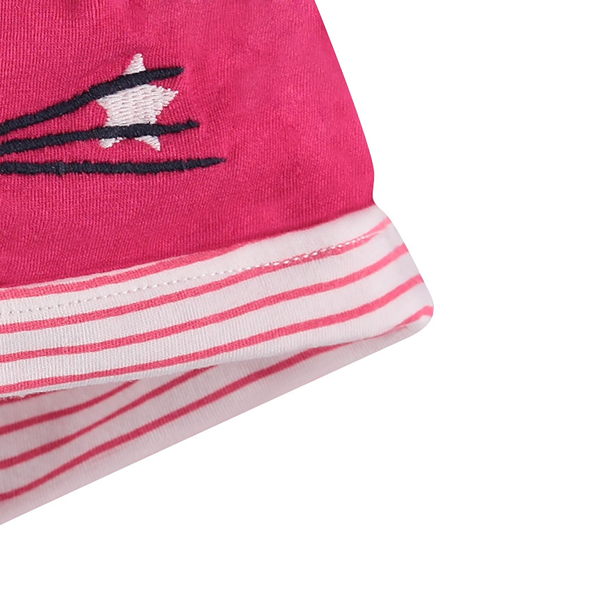 Gorro de punto con orejas de gato de relieve y detalles bordados 