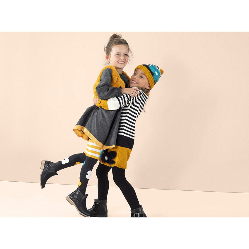 Botines negros con lentejuelas para niña 