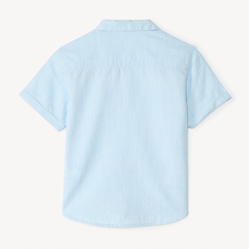 Camisa de manga corta de tela texturada para niño 