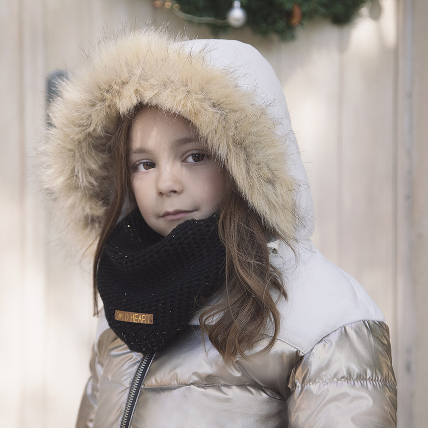 Chaqueta acolchada larga con capucha 