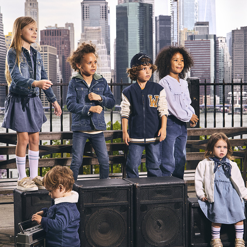 Chaqueta de felpa Teddy con estampado de corazones para bebé niña 