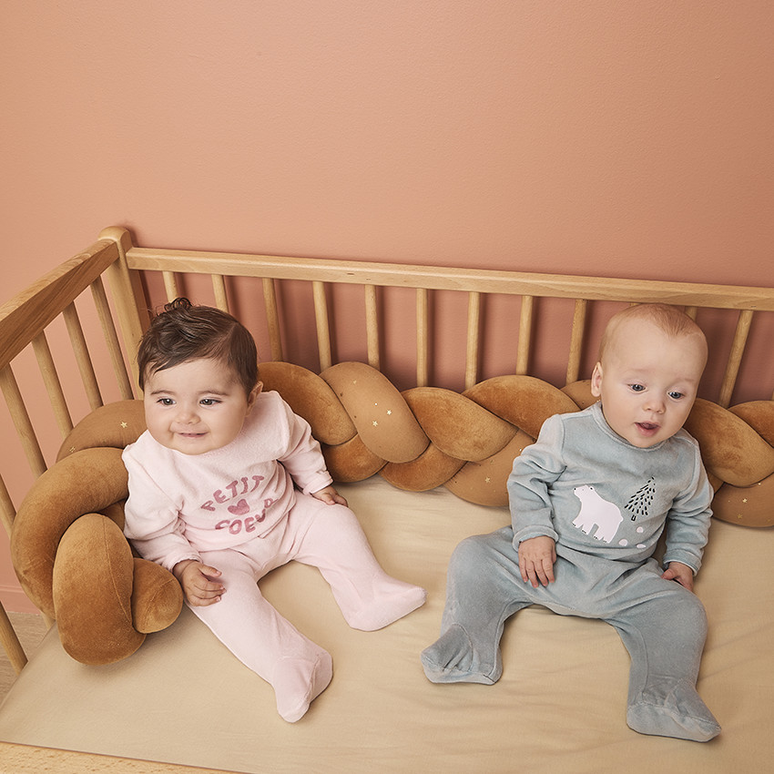 Pelele de terciopelo con estampado fantasía para bebé niña 