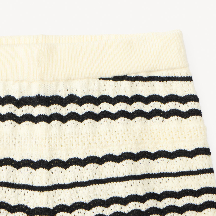 Conjunto de 2 piezas de camiseta sin mangas + pantalones cortos de punto a rayas para niña 