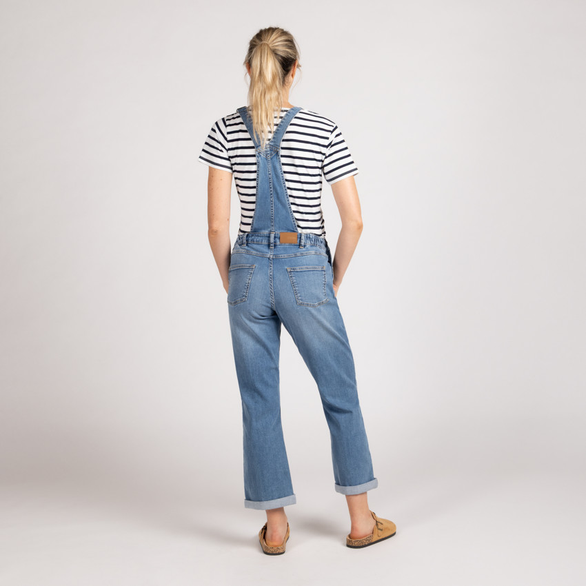 Pelele largo de maternidad en denim 