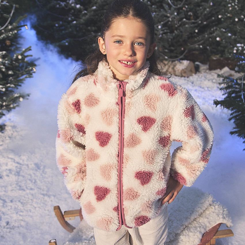 Chaqueta de sherpa con estampado de corazones para niña 