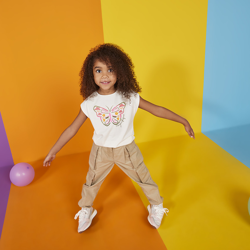 Camiseta manga corta motivo en cording niña 