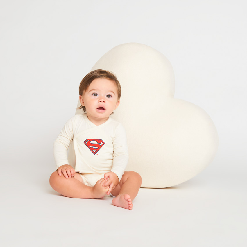 Lote de 3 bodies de manga larga Superman para bebé niño con aperturas diferentes según la edad 