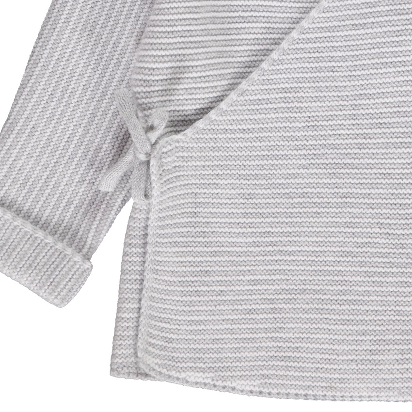 BrassiÃ¨re de punto musgo estilo cruzado para bebé 