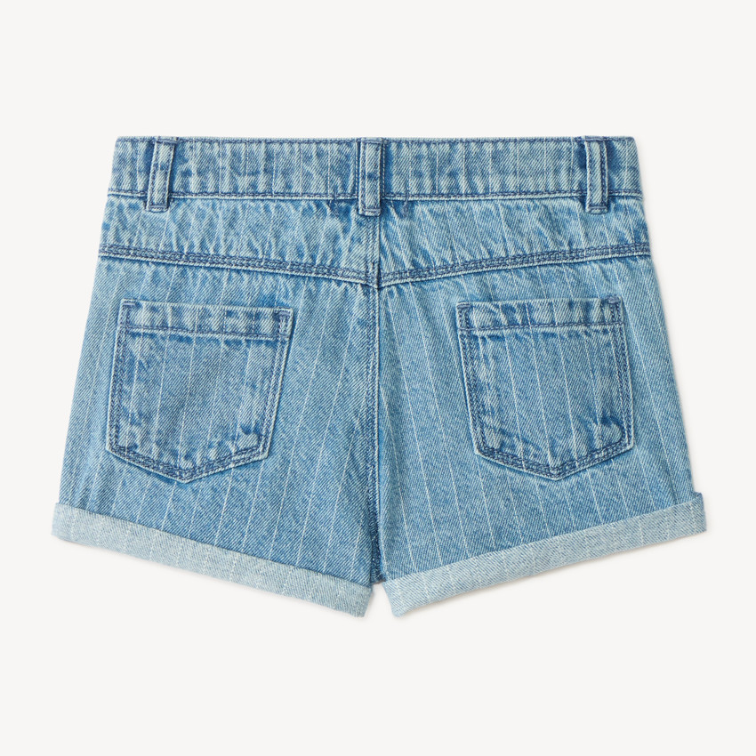 Pantalones cortos de mezclilla con rayas de pespunte y bordado de flores para niña bebé. 