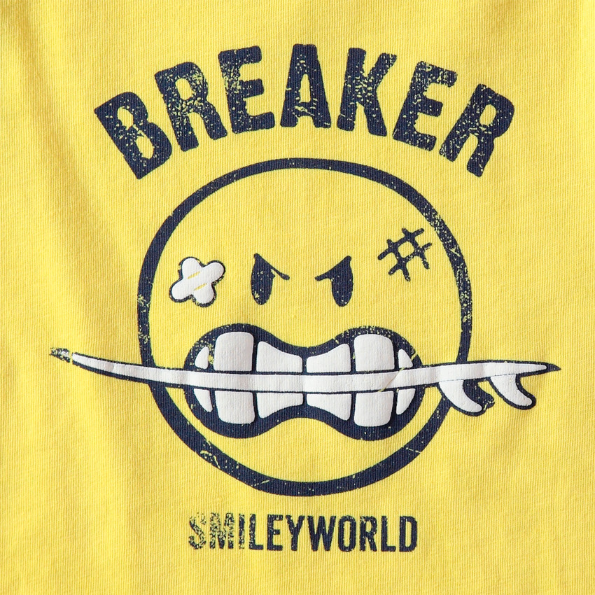 Conjunto con camiseta con estampado ©Smiley y bermudas lisas 