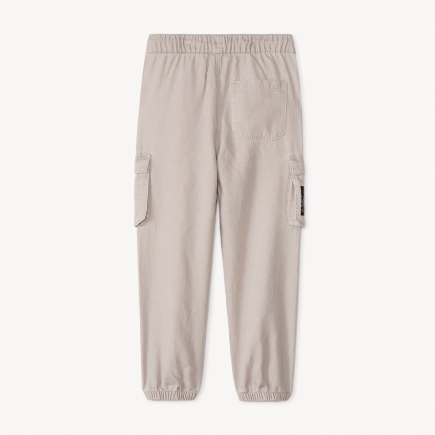 Pantalón jogger estilo cargo niño 