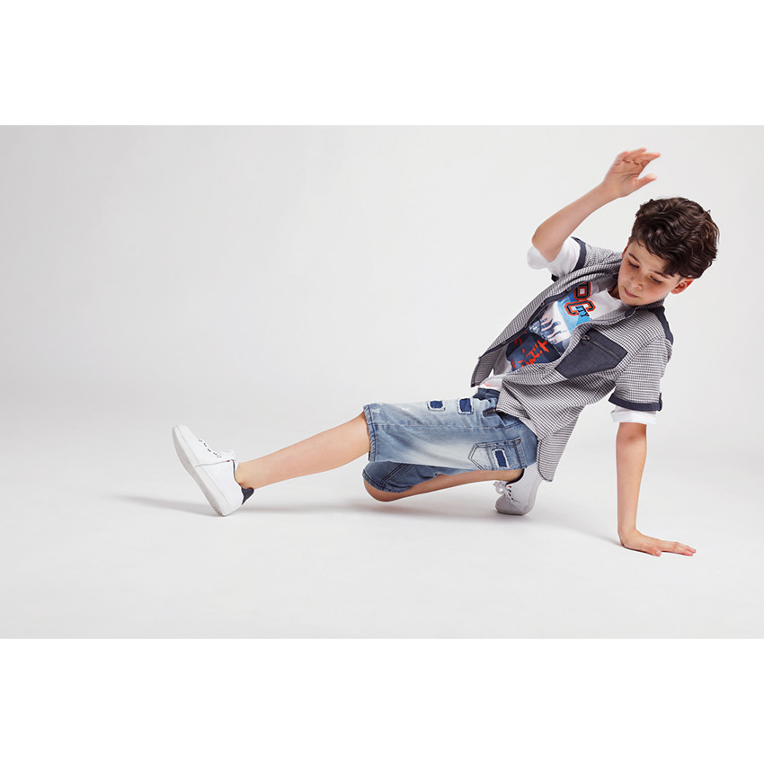 Camiseta de manga corta con estampado de Japón y cremallera en la manga 