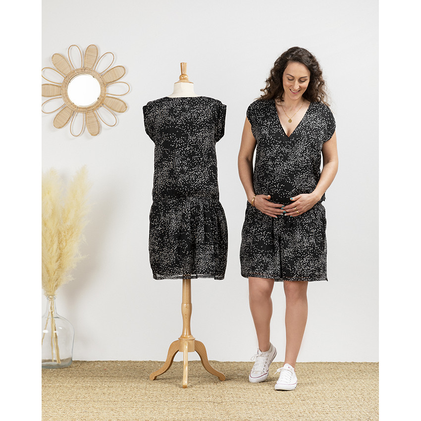 Vestido de embarazo de manga corta estilo cruzado 