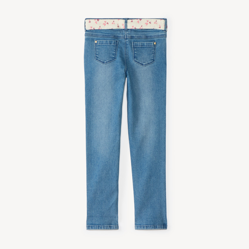 Jean slim para niña con cinturón de tela 