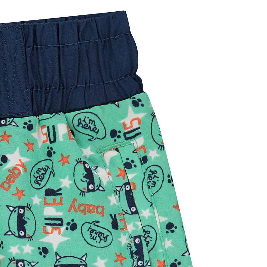 Short de baño con estampado de fantasía "all-over".  Additional Short de baño con estampado de fantasía "all-over".