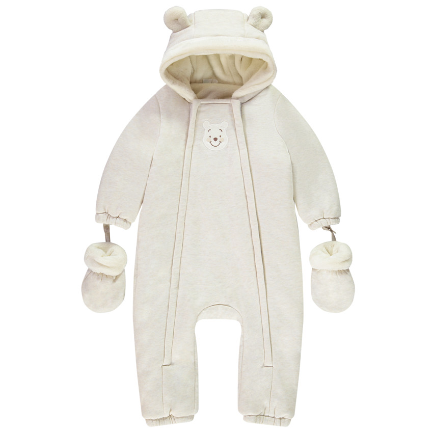 Buzo Winnie Disney para bebé con diferentes acabados según la edad 