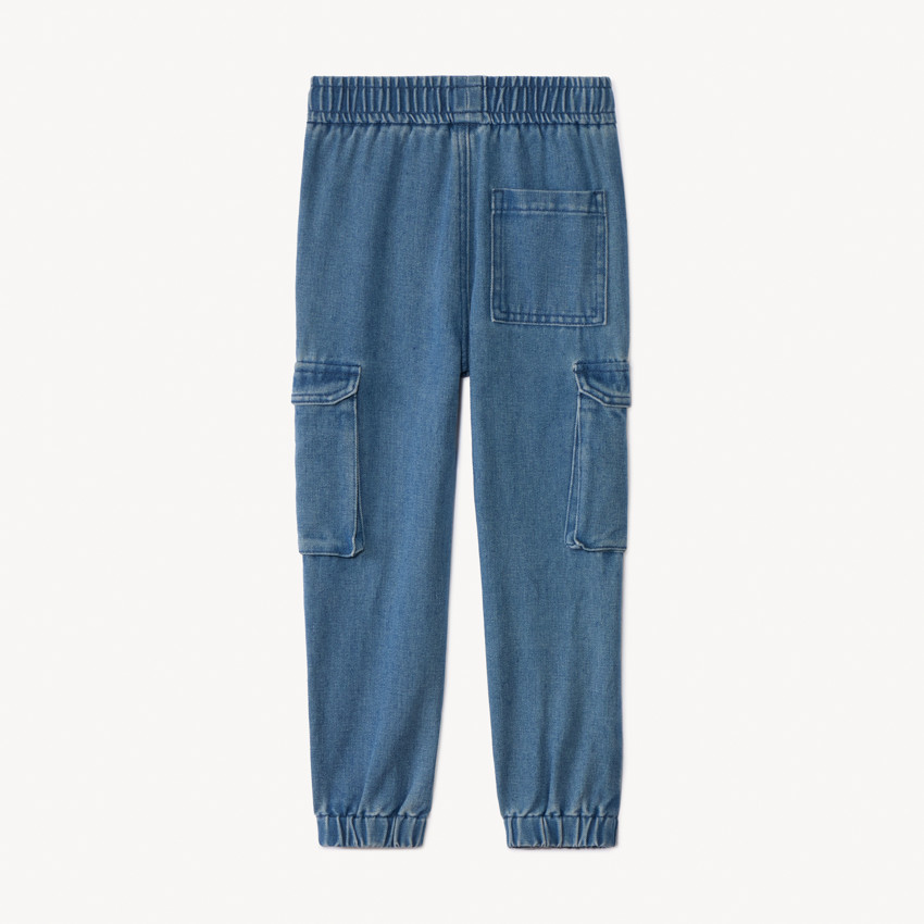 Pantalón cargo con bolsillos para niño 