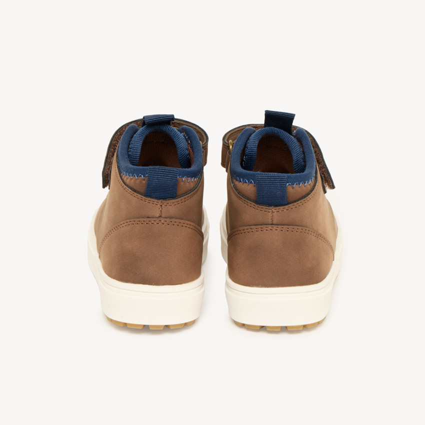 Botines niño con cordones elásticos y velcro 
