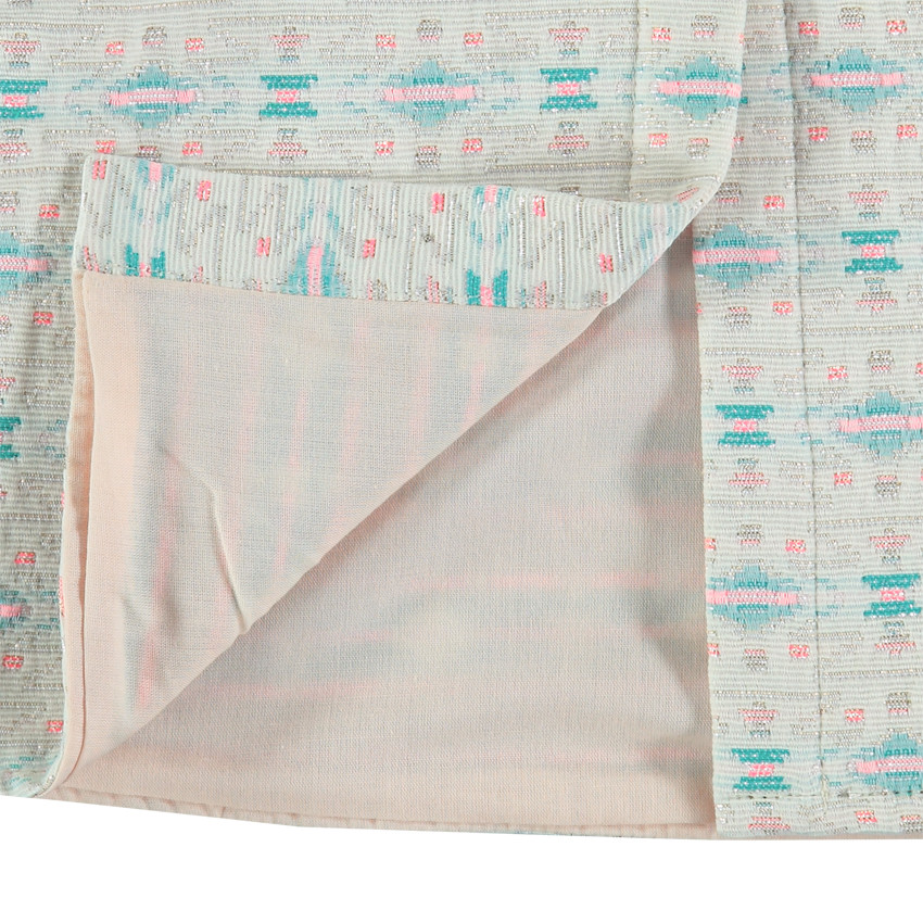 Chaqueta con dibujos de jacquard all over y lazo bordado  Additional Chaqueta con dibujos de jacquard all over y lazo bordado