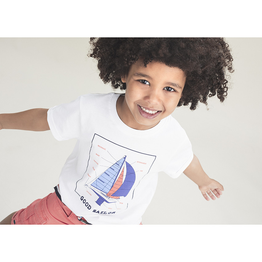 Camiseta de manga corta con estampado de barco 