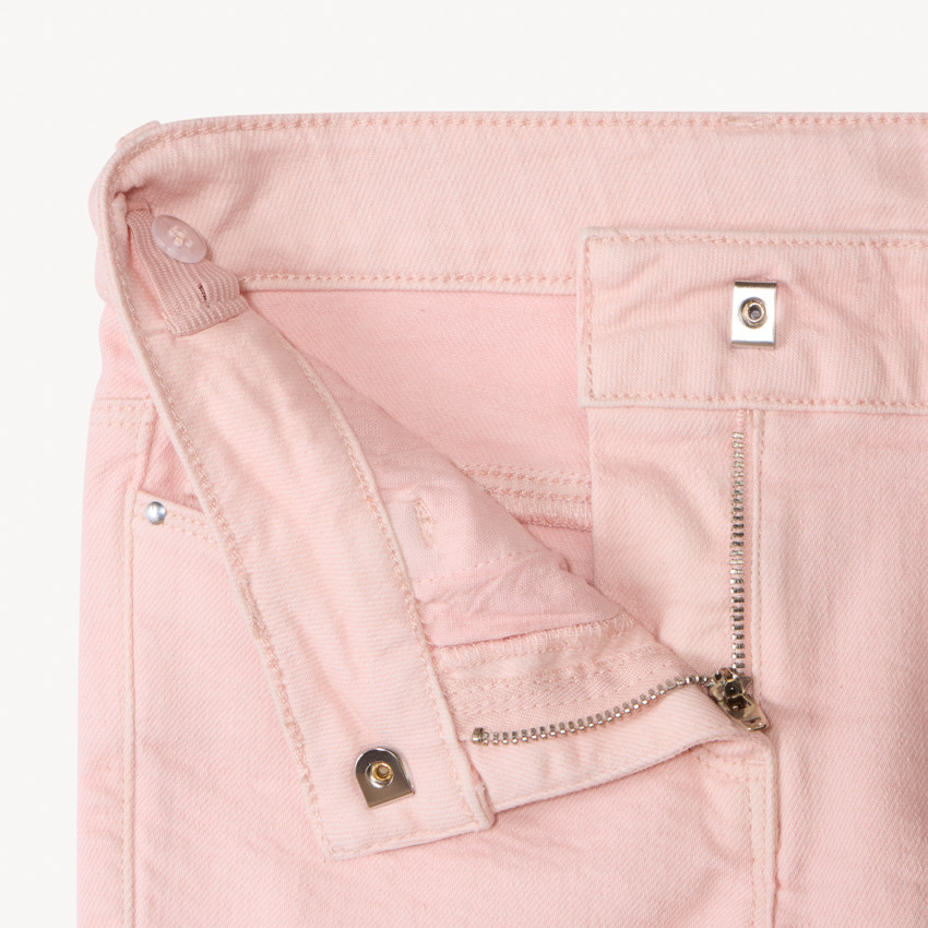 Vaqueros slim lisos con remaches para niña 