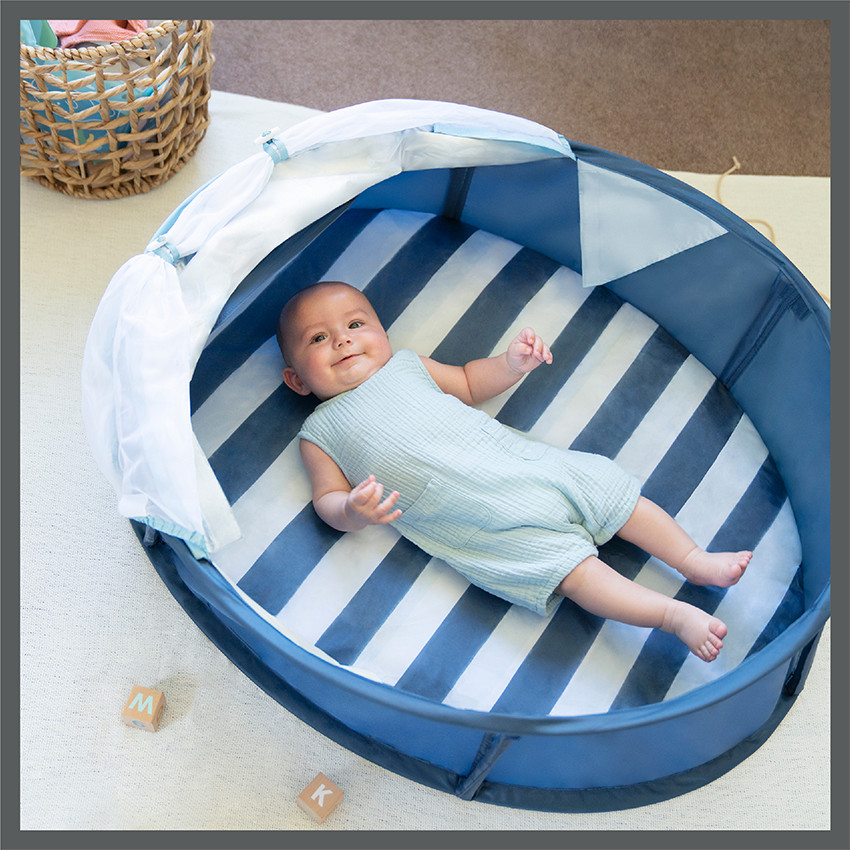 Zona de juegos portátil para bebé Babyni anti-UV - Rayas marineras 