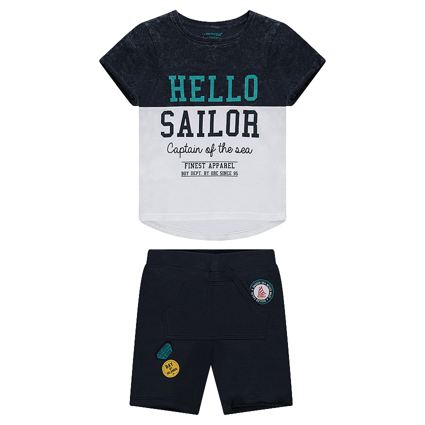 Júnior - Conjunto de camiseta de manga corta estampada y bermudas de felpa.  
