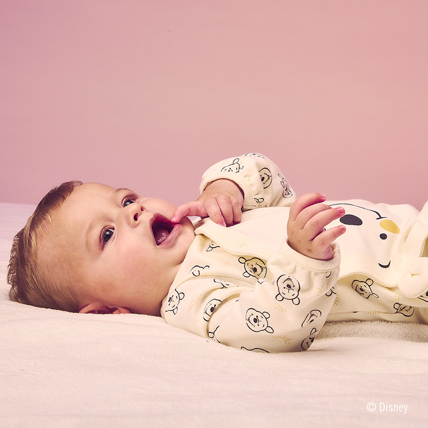 Pelele de felpa con estampado de Winnie the Pooh para bebé 