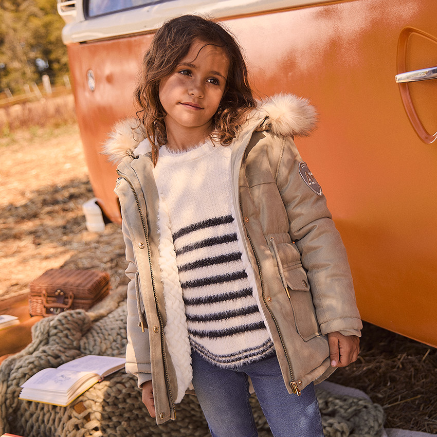 Parka impermeable con capucha y efecto de pelo sintético para niña 