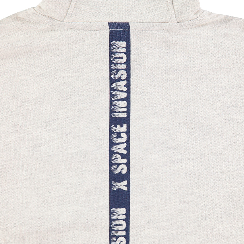 Camiseta de mangas larga con efecto 2 en 1, capucha y estampado de platillos volantes 