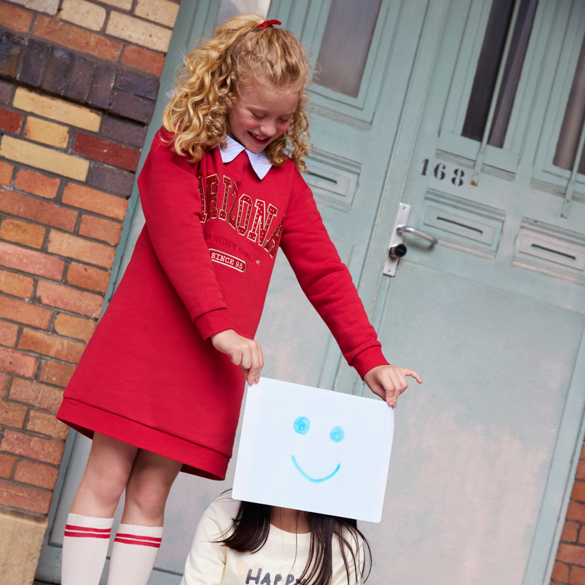 Vestido de molleton fantasía con cuello de camisa para niña 
