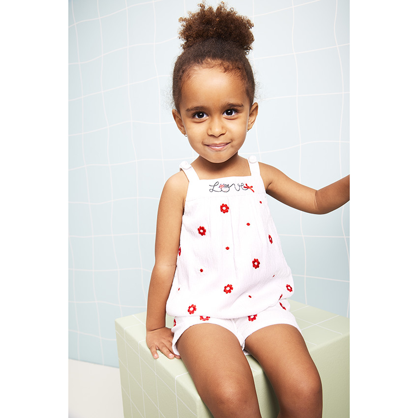 Combinaison corta bordada de flores efecto crêpe para bebé niña 