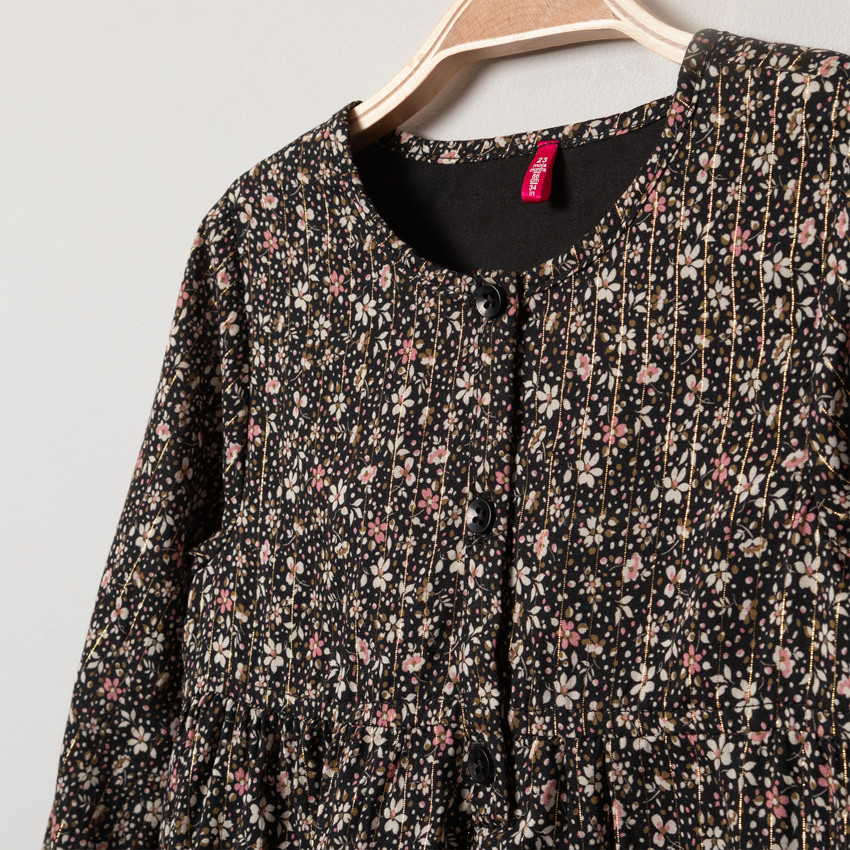 Robe manches longues à fleurs et fines rayures dorées 