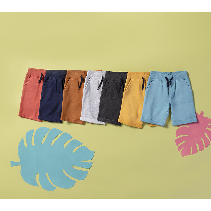 Bermudas de felpa unicolor con cintura elástica para niño 