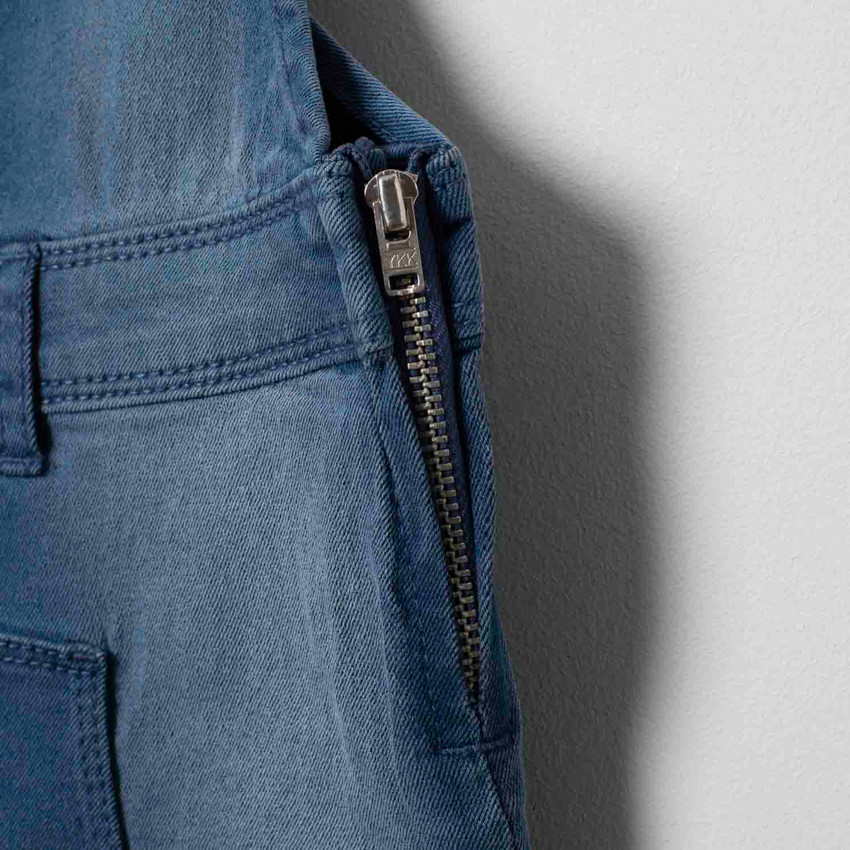 Pichi vaquero detalles con lentejuelas  Additional Pichi vaquero detalles con lentejuelas