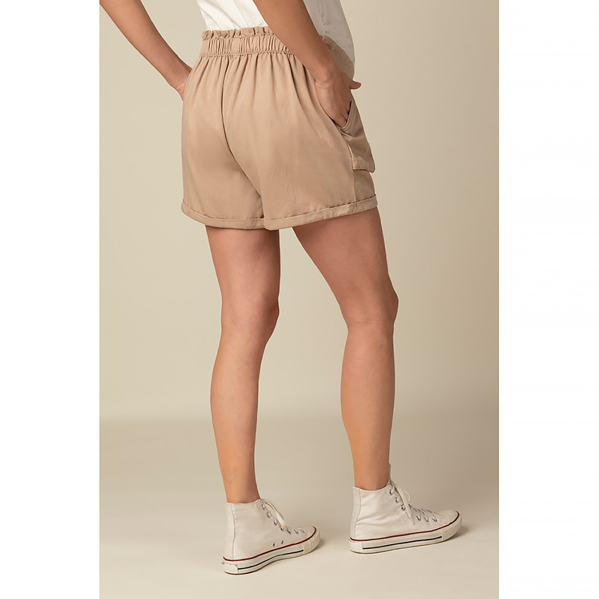 Short de grossesse uni à poches  