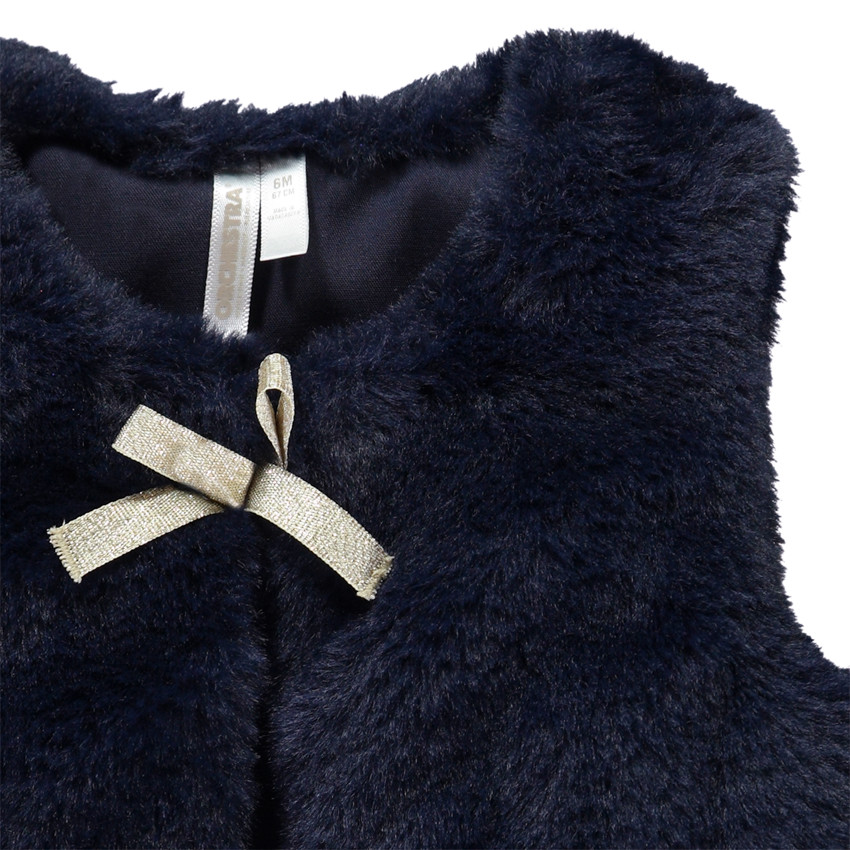 Conjunto de 3 piezas de fiesta para niña. 