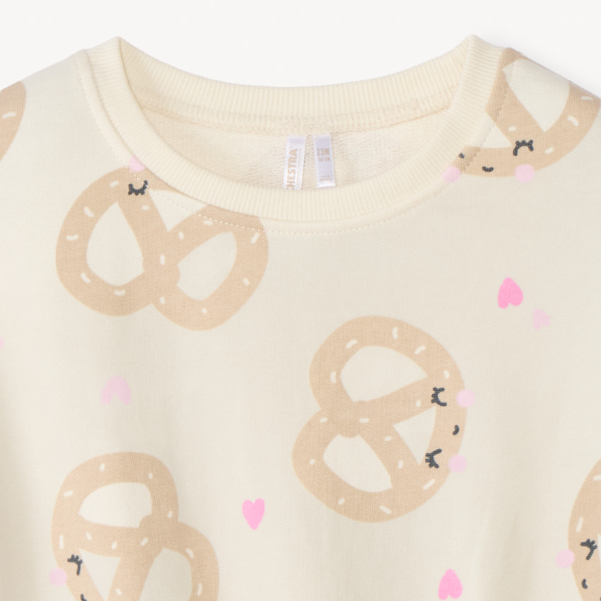 Sudadera de felpa oversize con estampado para niña. 