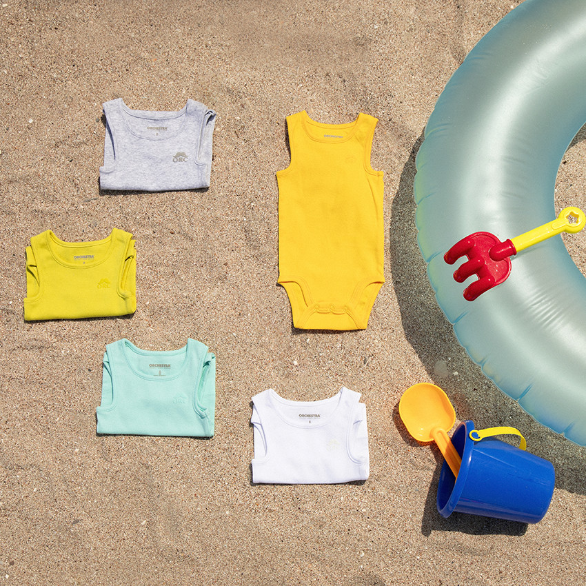 Pack de 3 bodies sin mangas de algodón para bebé niño con logo estampado.  Additional Pack de 3 bodies sin mangas de algodón para bebé niño con logo estampado.
