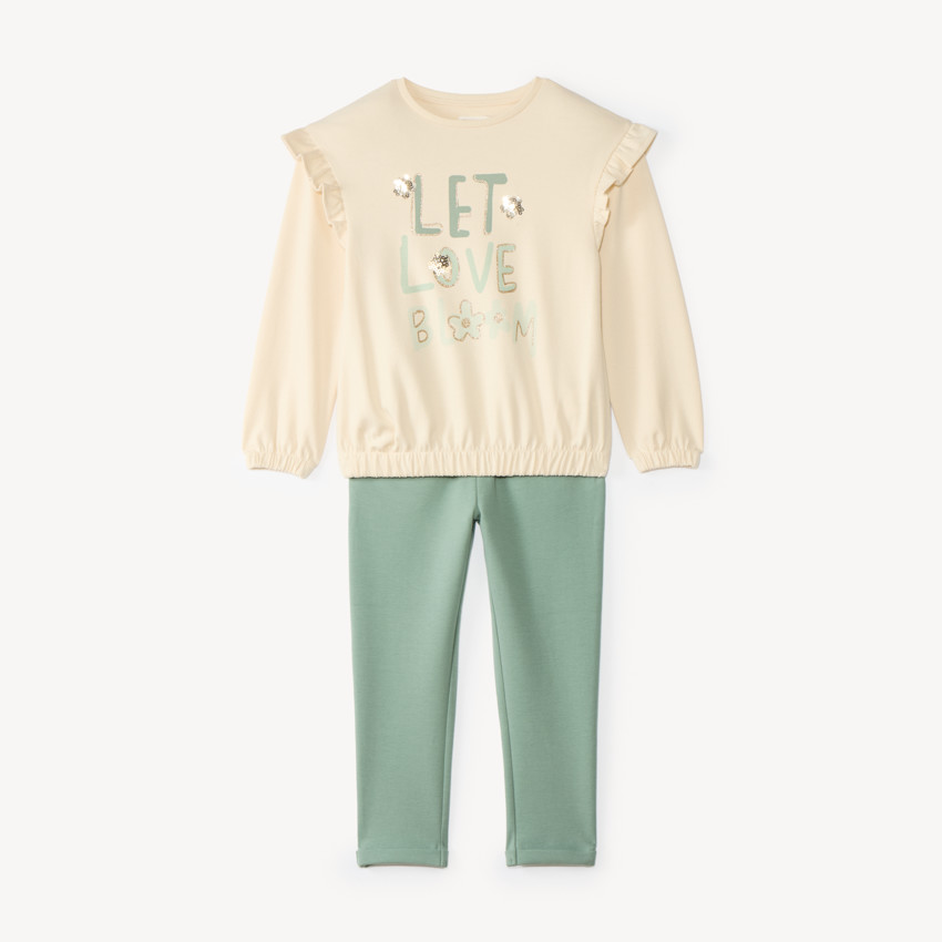 Conjunto de deporte para niña con lentejuelas y brillos 